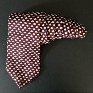 Vintage Tie Tree 100% Silk Tie, Pattern Shows Puffy White and Grey Clouds